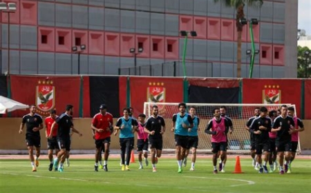 الأهلي يستعد بجدية لمباراة أورلاندو بايرتس غداً