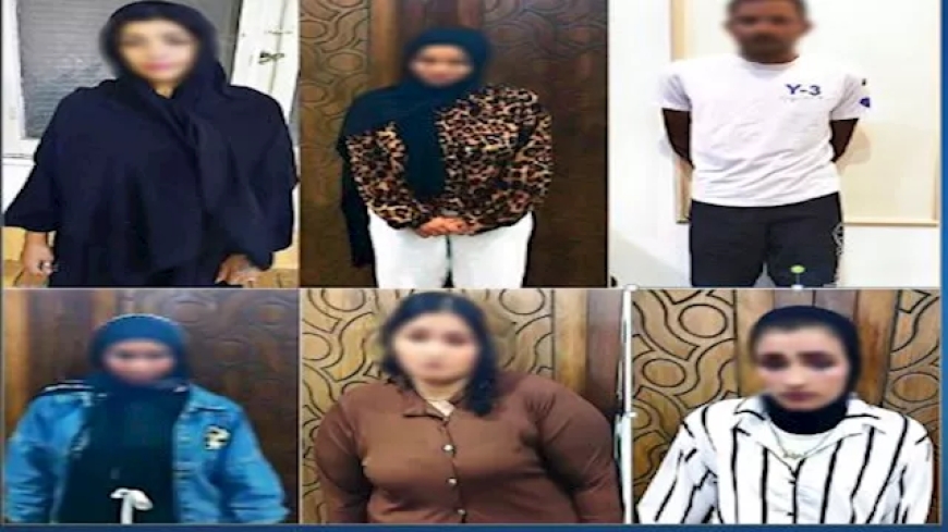 الداخلية تضبط شبكة آداب تدير نشاطها عبر تطبيقات الهوات