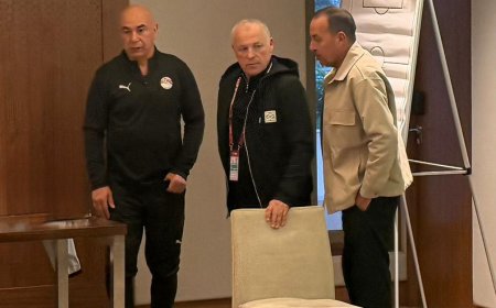 أبو ريدة يجتمع بلاعبي المنتخب لتحفيزهم قبل مواجهة زيمبابوي غداً