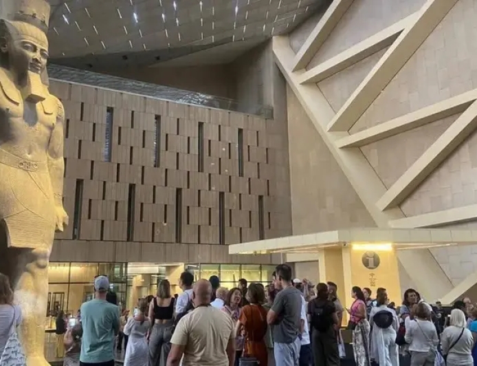 بيان من السياحة والآثار بشأن تسريب مياه بالمتحف المصري الكبير