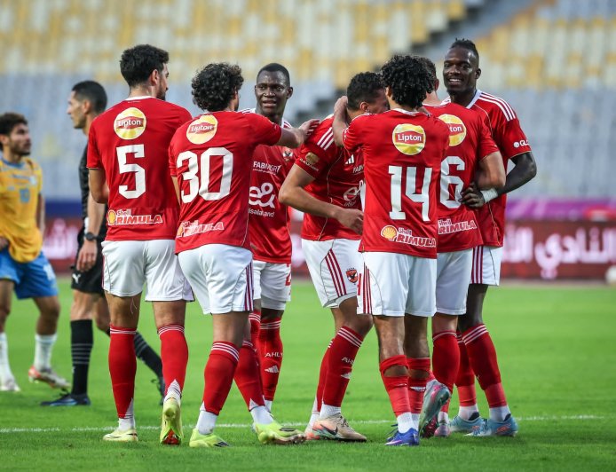 الأهلي يفوز على الإسماعيلي بهدفي بن رمضان وياسين